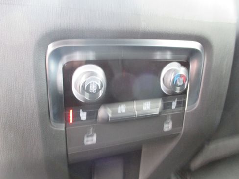 Used 2024 Chevrolet Suburban RST w/ Luxury Package image 15