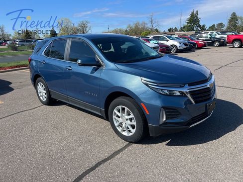 Used 2024 Chevrolet Equinox LT AWD/4WD image 4