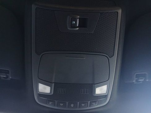 Used 2019 Ford F150 XLT w/ Equipment Group 302A Luxury AWD/4WD image 7