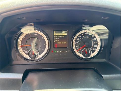 Used 2017 RAM 1500 Classic SLT AWD/4WD image 15