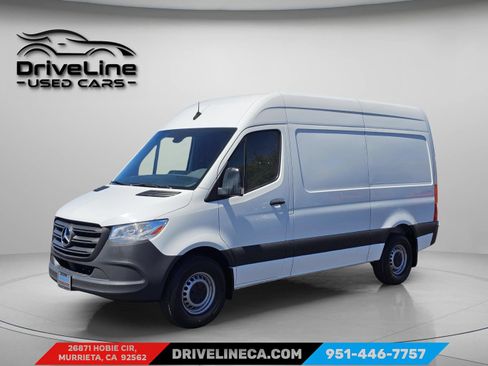 Used 2022 Mercedes-Benz Sprinter 2500 image 13