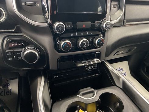 Used 2019 RAM 1500 Big Horn AWD/4WD image 38