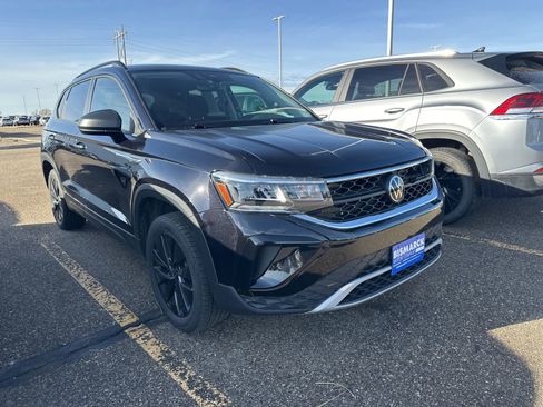 Certified 2024 Volkswagen Taos S image 2