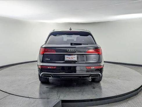 Used 2021 Audi Q5 e Premium Plus w/ Premium Plus Package image 7