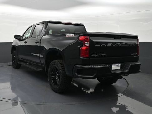 Used 2024 Chevrolet Silverado 1500 Custom Trail Boss AWD/4WD image 3