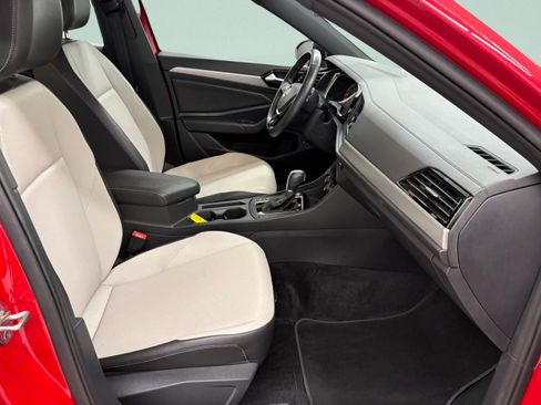 Used 2019 Volkswagen Jetta R-Line FWD image 23