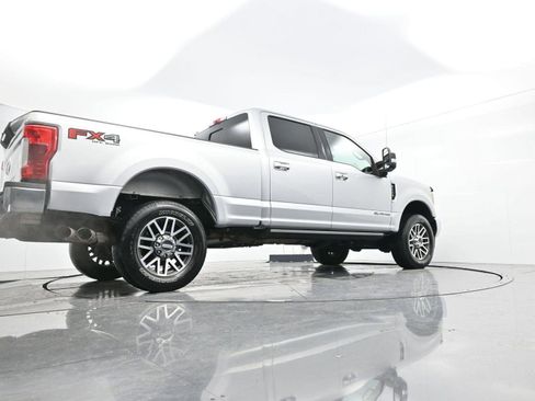 Used 2019 Ford F250 Lariat w/ Lariat Ultimate Package image 51