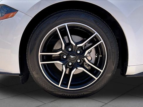 Used 2022 Ford Mustang Premium RWD image 10