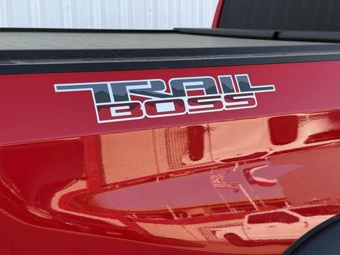 Used 2025 Chevrolet Silverado 1500 Custom Trail Boss image 10