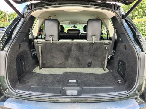 Used 2019 Nissan Pathfinder SL AWD/4WD image 8