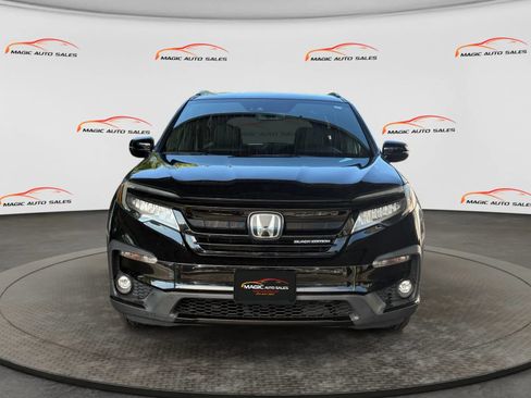 Used 2021 Honda Pilot Black Edition image 3