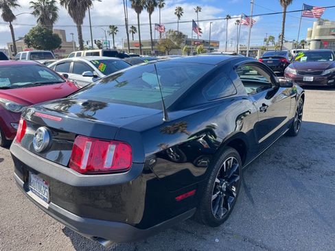 Used 2011 Ford Mustang Premium w/ V6 Performance Pkg image 5