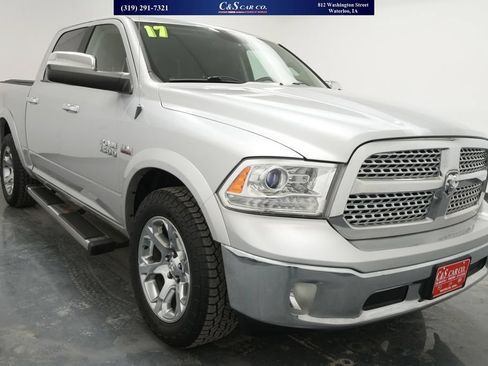 Used 2017 RAM 1500 Laramie AWD/4WD image 1