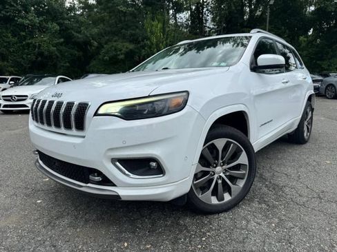 Used 2019 Jeep Cherokee Overland w/ Technology Group AWD/4WD image 1