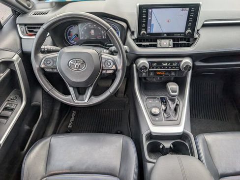 Used 2020 Toyota RAV4 XSE w/ XSE Grade Weather Package AWD/4WD image 6