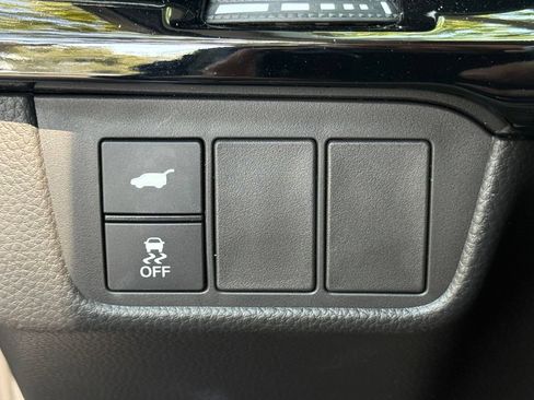 Used 2025 Honda CR-V EX-L image 21