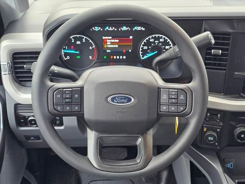 New 2026 Ford F550 4x4 SuperCab Super Duty w/ XLT Value Package image 14