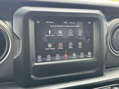 Certified 2022 Jeep Wrangler Unlimited Sport AWD/4WD image 19