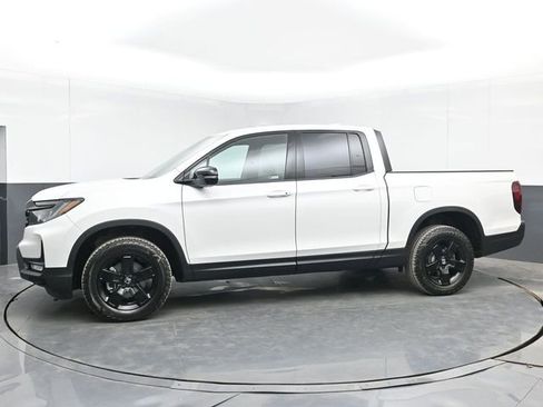New 2026 Honda Ridgeline Black Edition image 6