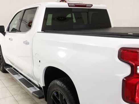 Used 2022 Chevrolet Silverado 1500 LTZ w/ LTZ Convenience Package II AWD/4WD image 43