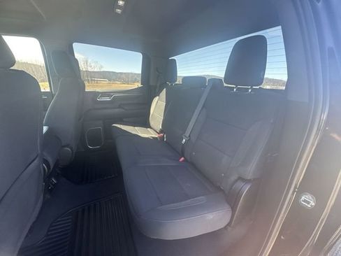 Used 2022 Chevrolet Silverado 1500 LT image 26