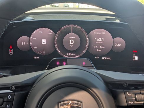 New 2026 Porsche Cayenne Turbo Electric AWD/4WD image 16