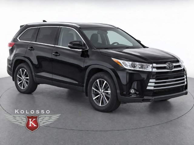 Used 2018 Toyota Highlander XLE AWD/4WD image 1