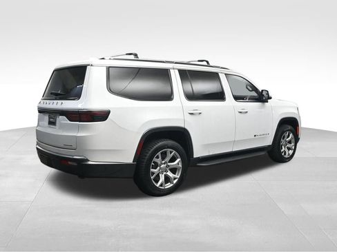 Used 2022 Jeep Wagoneer Series I w/ Premium Group I RWD image 5