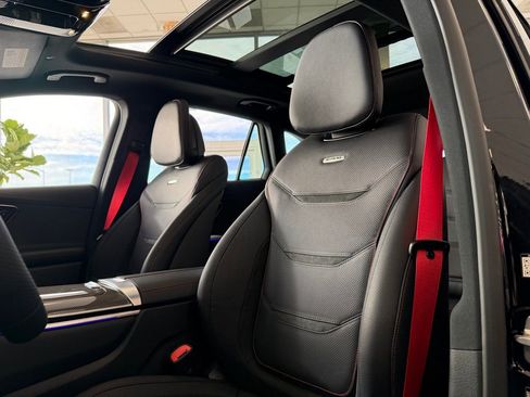 New 2026 Mercedes-Benz GLC 43 AMG 4MATIC image 5