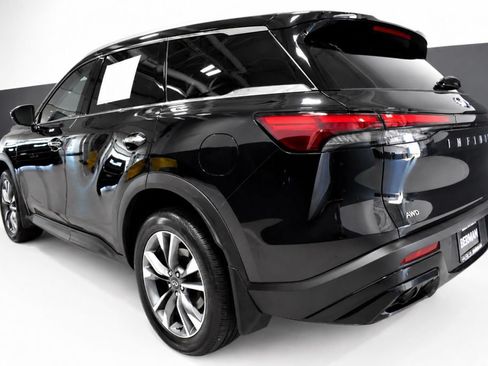 Used 2025 INFINITI QX60 Luxe AWD/4WD image 3