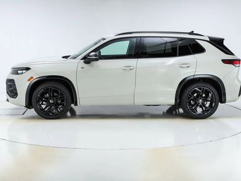 New 2026 Volkswagen Tiguan SE R-Line image 41