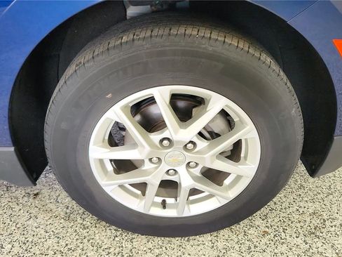 Used 2023 Chevrolet Equinox LS w/ Driver Confidence II Package image 13