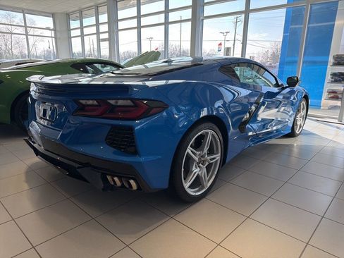 Used 2024 Chevrolet Corvette Stingray Coupe image 2