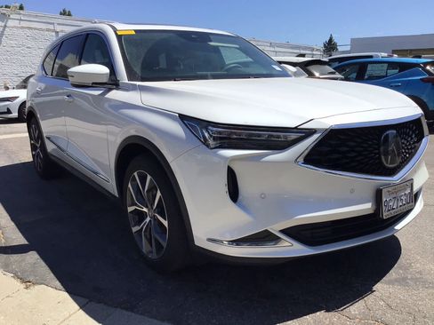 Used 2023 Acura MDX FWD w/ Technology Package image 11