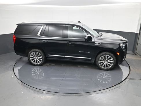Used 2021 GMC Yukon Denali w/ Denali Premium Package image 36