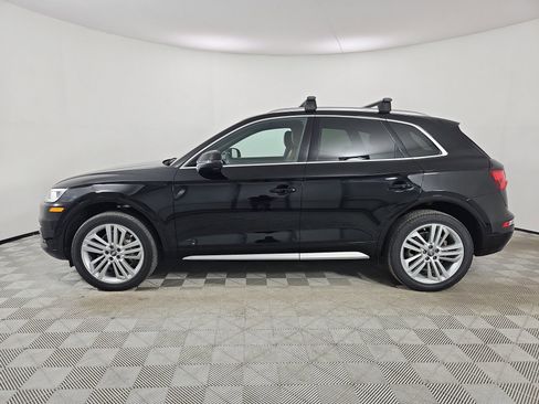 Used 2020 Audi Q5 Premium w/ Premium Plus Package AWD/4WD image 4