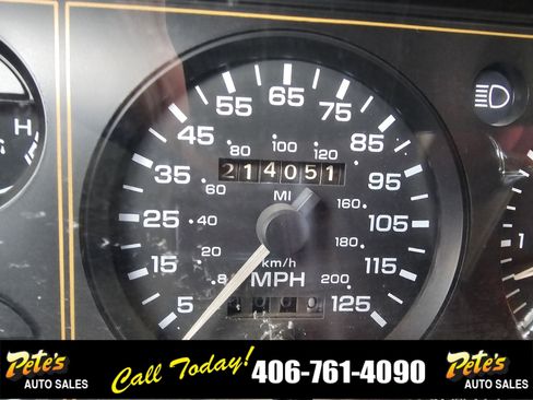 Used 1990 Dodge Grand Caravan LE image 21