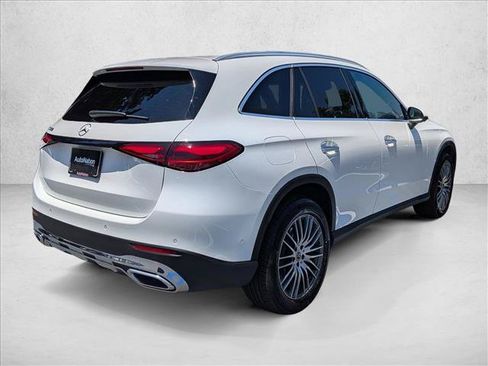 Used 2025 Mercedes-Benz GLC 300 image 5
