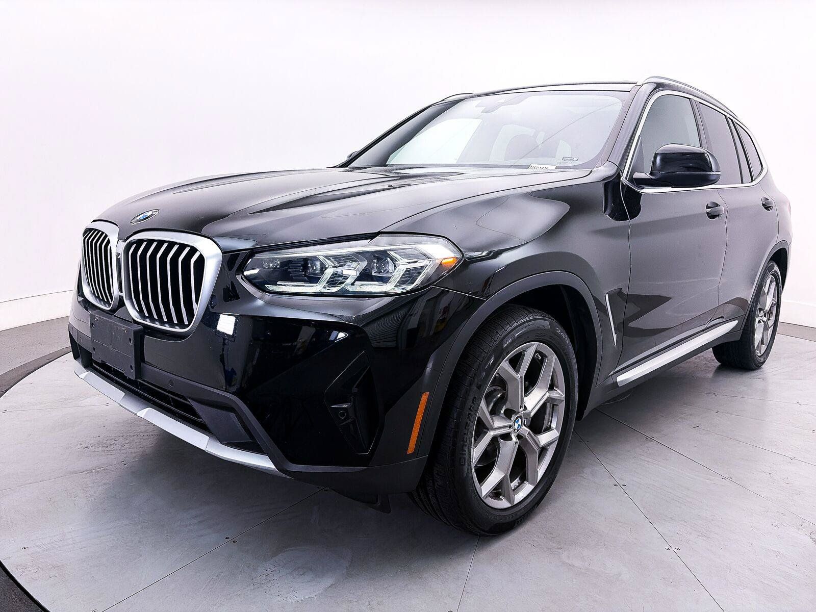 Used 2024 BMW X3 sDrive30i w/ Premium Package RWD image 13