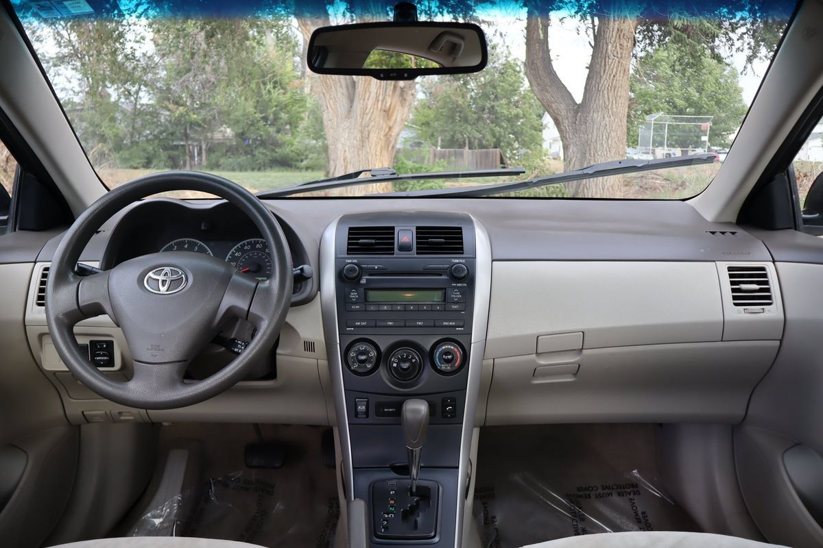Used 2009 Toyota Corolla FWD image 16