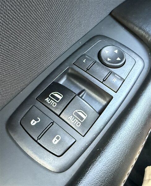 Used 2017 Dodge Challenger SXT RWD image 22