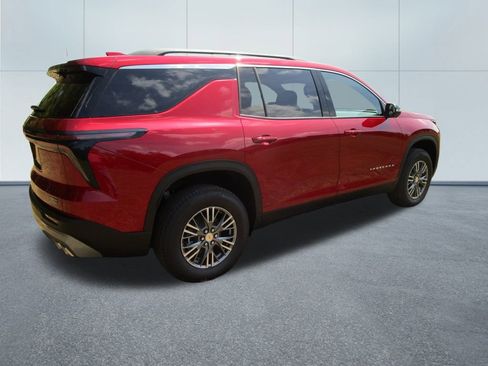 New 2026 Chevrolet Traverse LT w/ Driver Confidence Package image 8