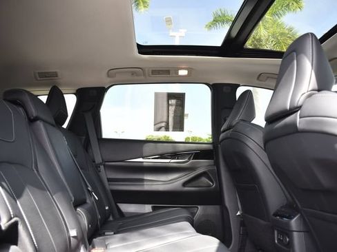 Certified 2024 INFINITI QX60 Pure FWD image 27