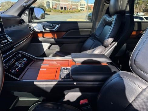 Used 2019 Lincoln Navigator Reserve w/ Cargo Package image 25