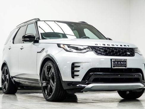 Used 2023 Land Rover Discovery HSE R-Dynamic AWD/4WD image 4