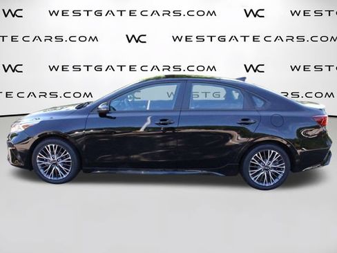 Used 2024 Kia Forte GT-Line w/ GT-Line Premium Package FWD image 5