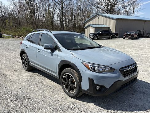 Used 2021 Subaru Crosstrek 2.0i Premium w/ Popular Package #3 image 4