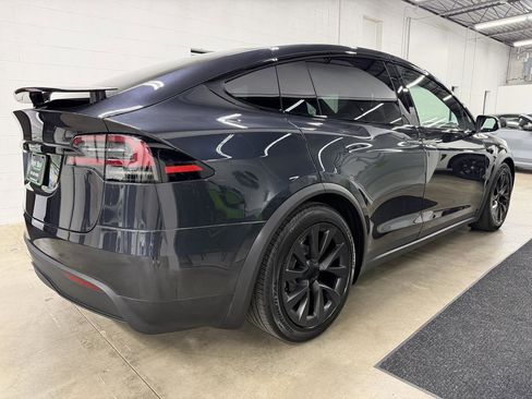 Used 2024 Tesla Model X AWD/4WD image 4
