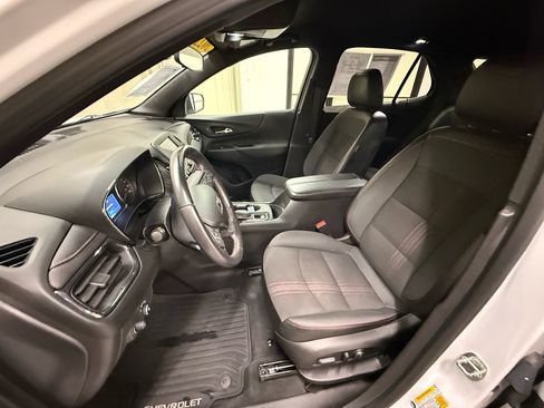 Used 2022 Chevrolet Equinox RS FWD image 28