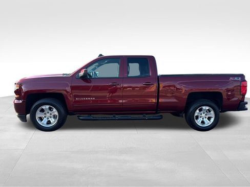 Used 2017 Chevrolet Silverado 1500 LT w/ All Star Edition AWD/4WD image 2